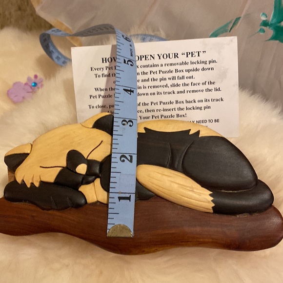 Cat PET PUZZLE BOX with Hidden Compartment uniquely crafted by Daniel Terrico. - Picture 3 of 10